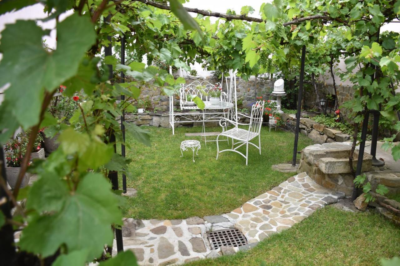Lovecky Na Namesti Ve Frenstate Pod Radhostem Homestay Frenstat pod Radhostem